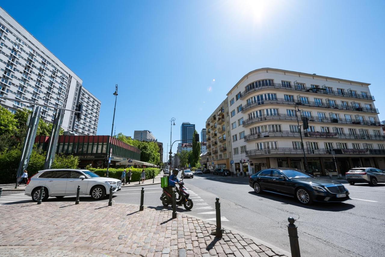 Chlodna Square Apartment *