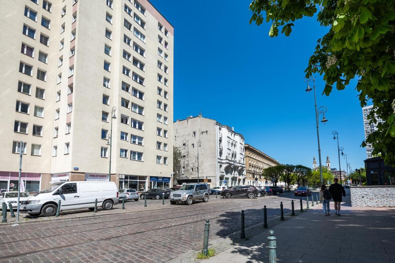 Chlodna Square Apartment
