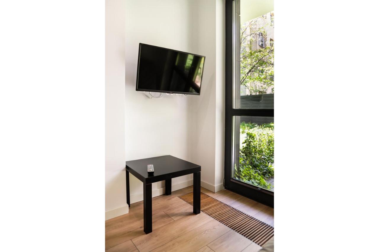 Chlodna Square Apartment *
