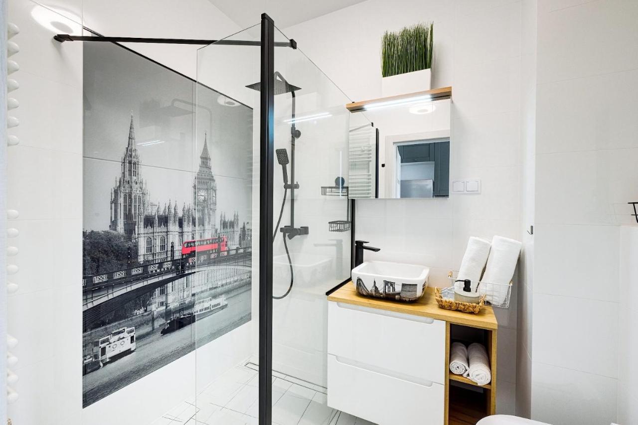 Targowa 10 London Studio Căn hộ Warsaw