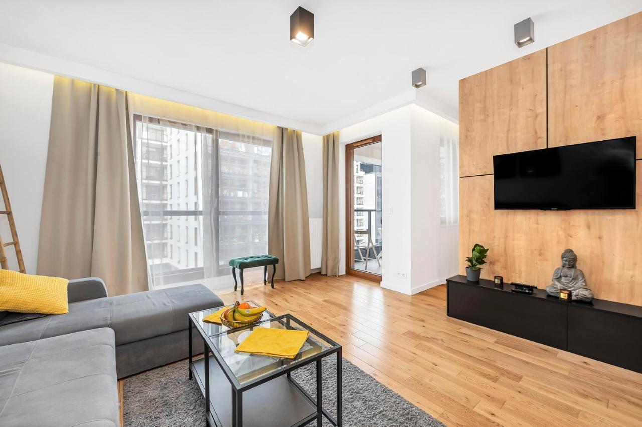 Apartamento Modern With Access To The Pool Near Rondo Daszynskiego Station *