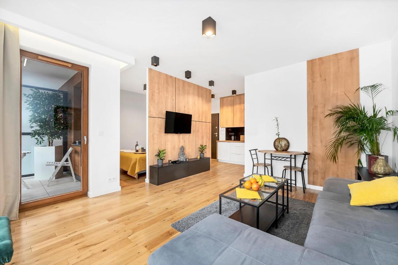 Apartamento Modern With Access To The Pool Near Rondo Daszynskiego Station *