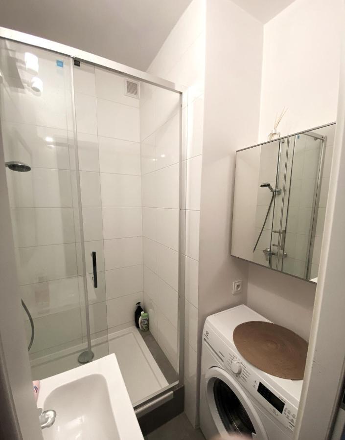 Place 2 Apartment Warsaw