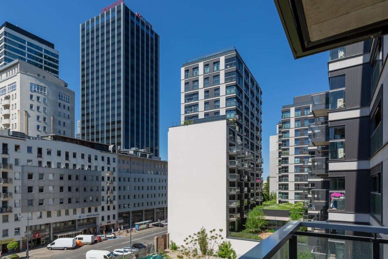 Mennica By Renters Prestige