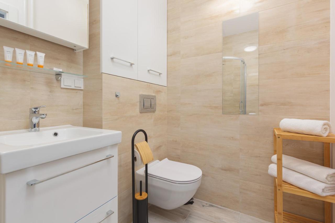 Center By Renters Warsaw