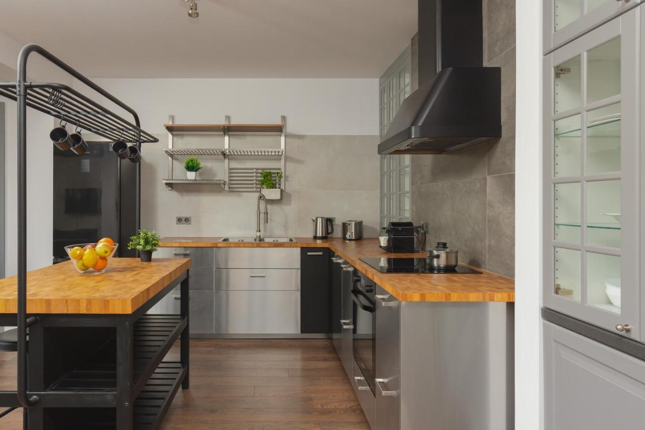 Calisia By Renters Apartment Warsaw