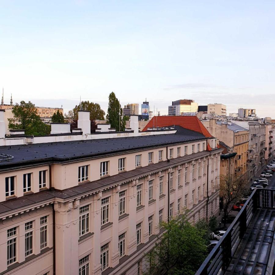 Pensjonat Centrum Artlwowska *
