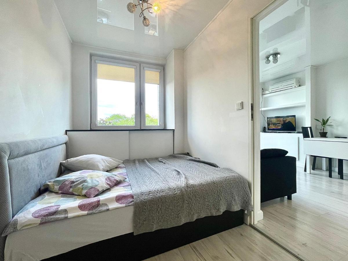 Sasi - Cozy For 6 People In Centre Apartment Warsaw