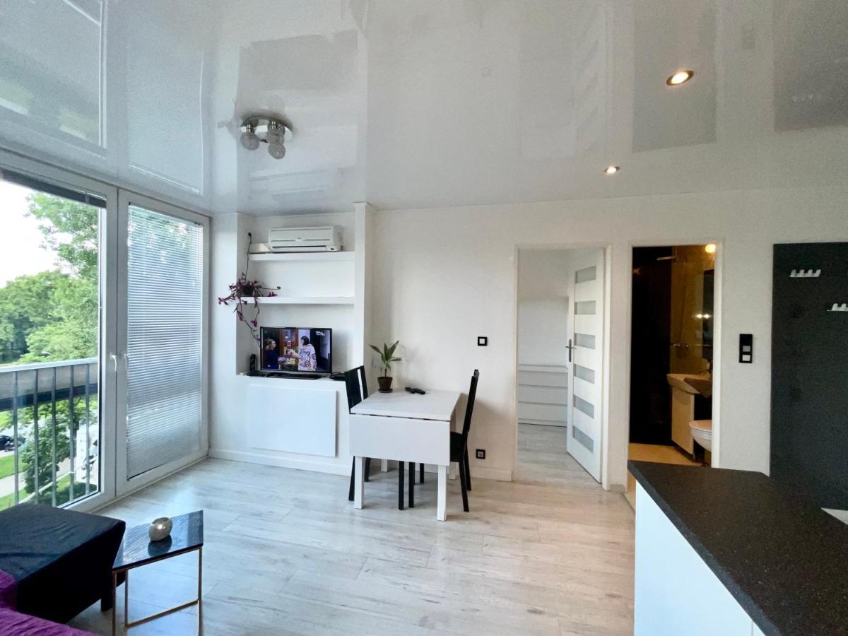 Apartment Sasi - Cozy For 6 People In Centre Warsaw