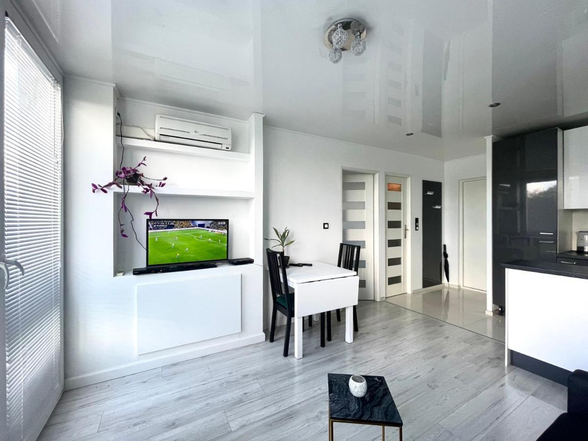 Sasi - Cozy For 6 People In Centre Apartment Warsaw