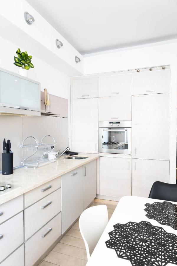 Clicktheflat Szkolna Palace Of Culture Homestay Warsaw