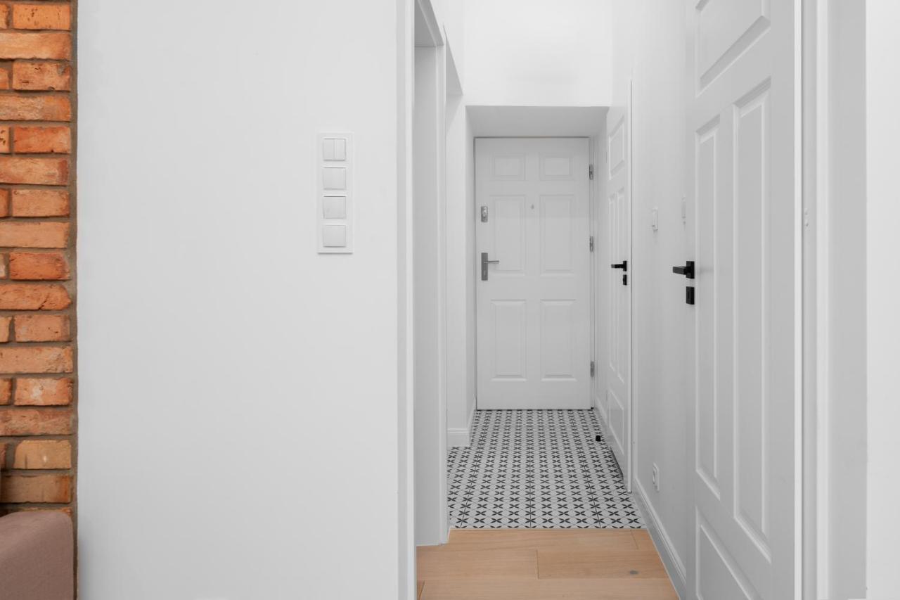Apartment Oomph 2 Bedroom Warschau