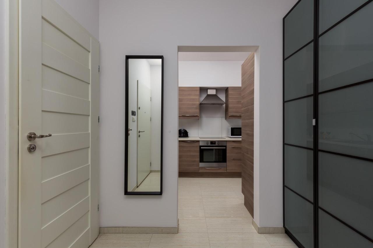 Kolejowa By Renters Apartamento *