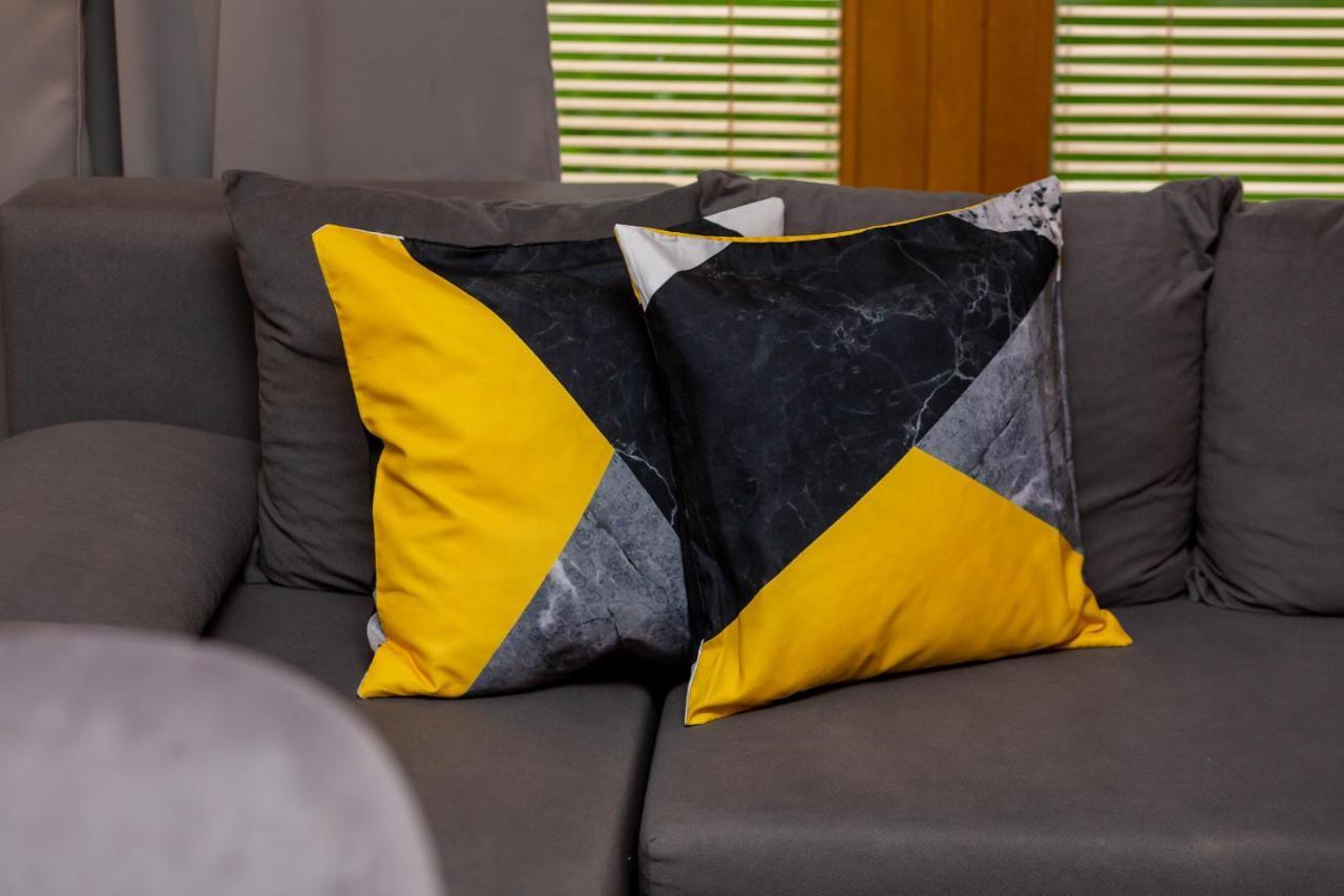 Apartamento Kolejowa By Renters Varsóvia