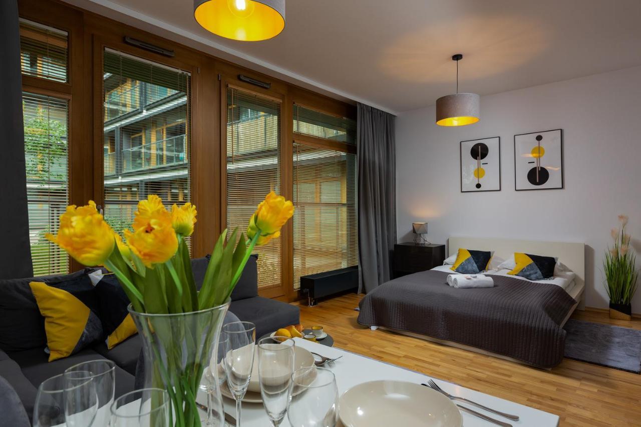Apartamento Kolejowa By Renters Varsóvia
