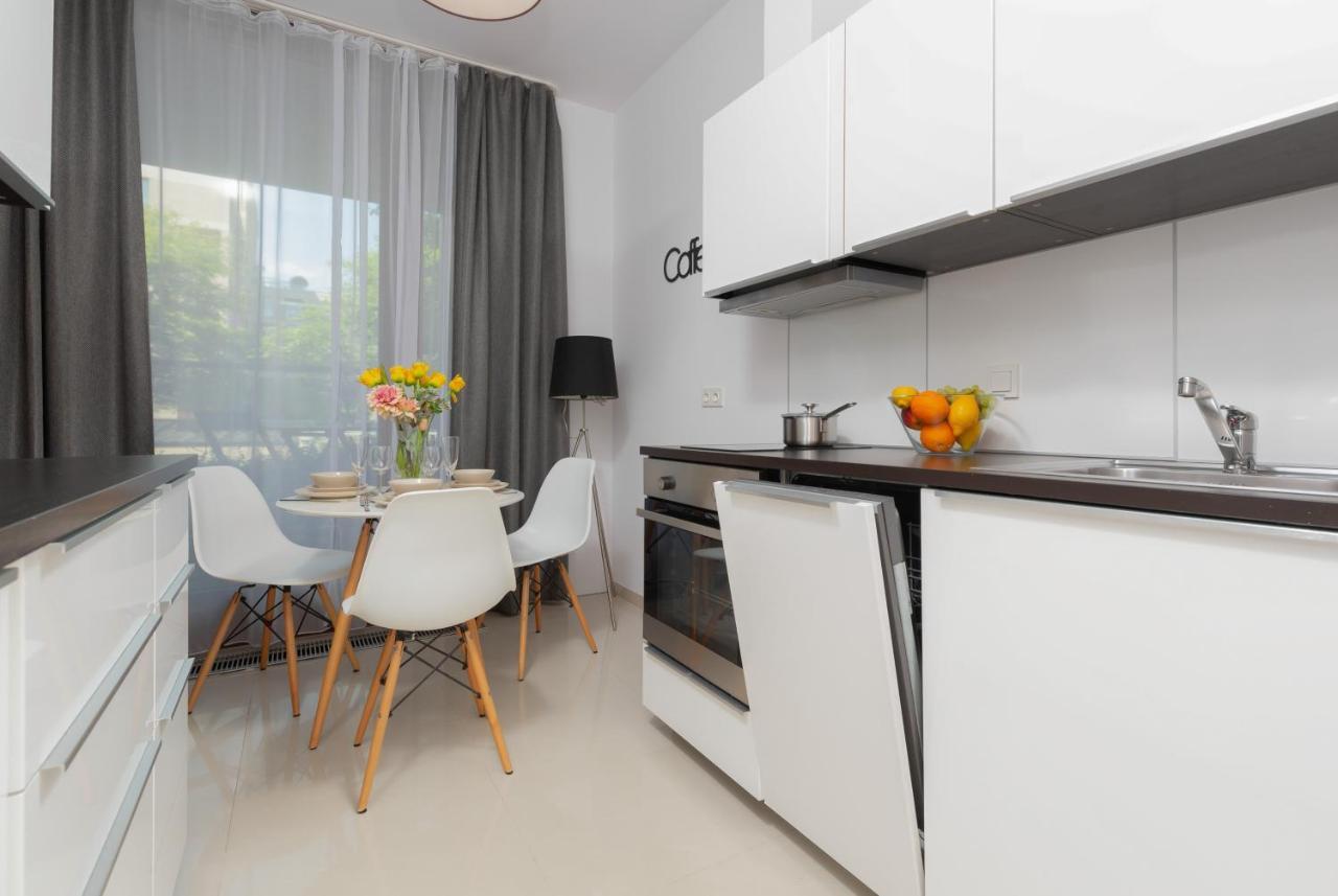 Kolejowa By Renters Apartamento Varsóvia