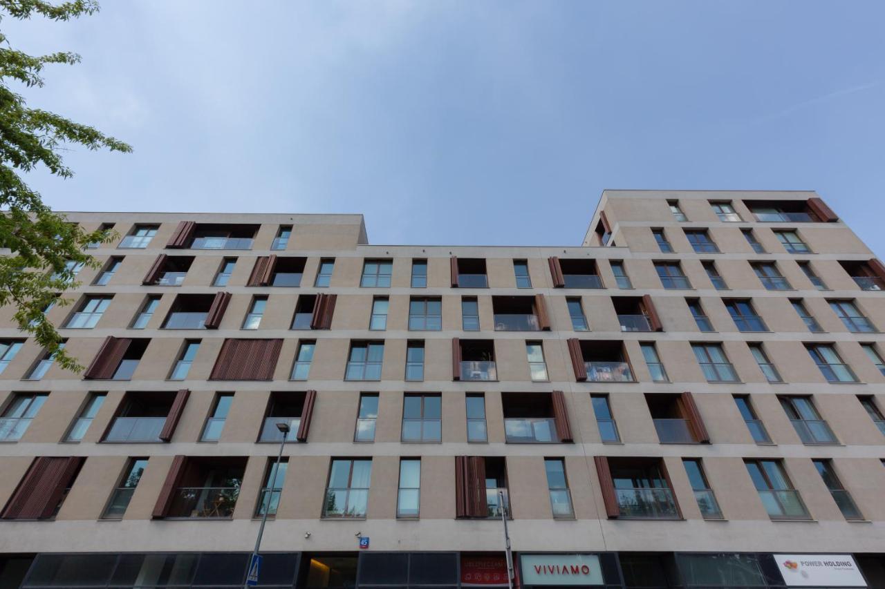 Kolejowa By Renters
