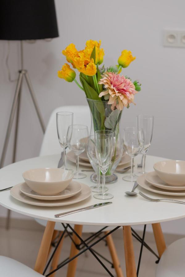 Apartamento Kolejowa By Renters Varsóvia