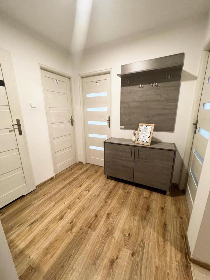 Casa de hóspedes Lovely Double Bedroom In A Three-room In The Center Of Varsóvia