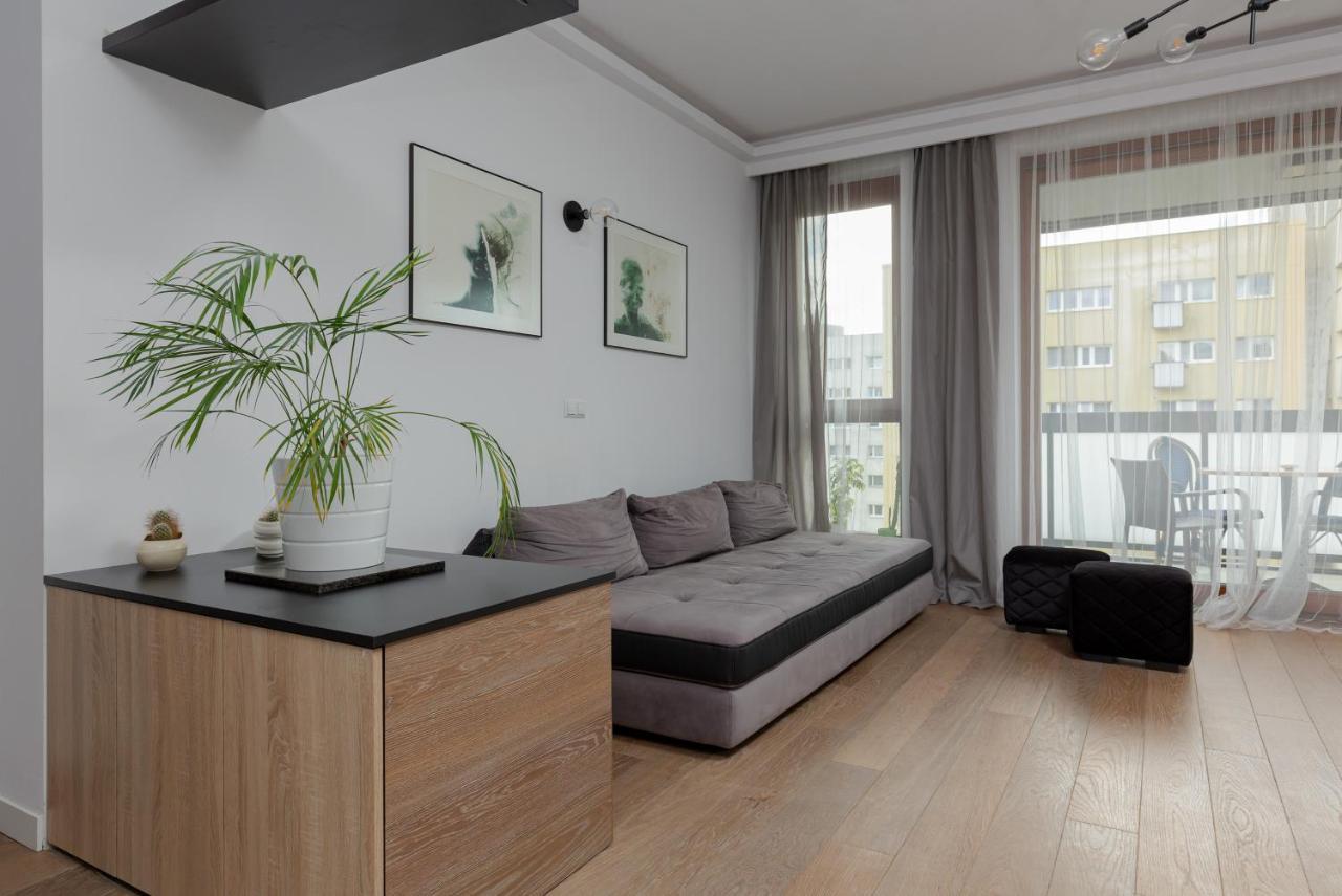 Apartment Ogrodowa Modern By Renters *