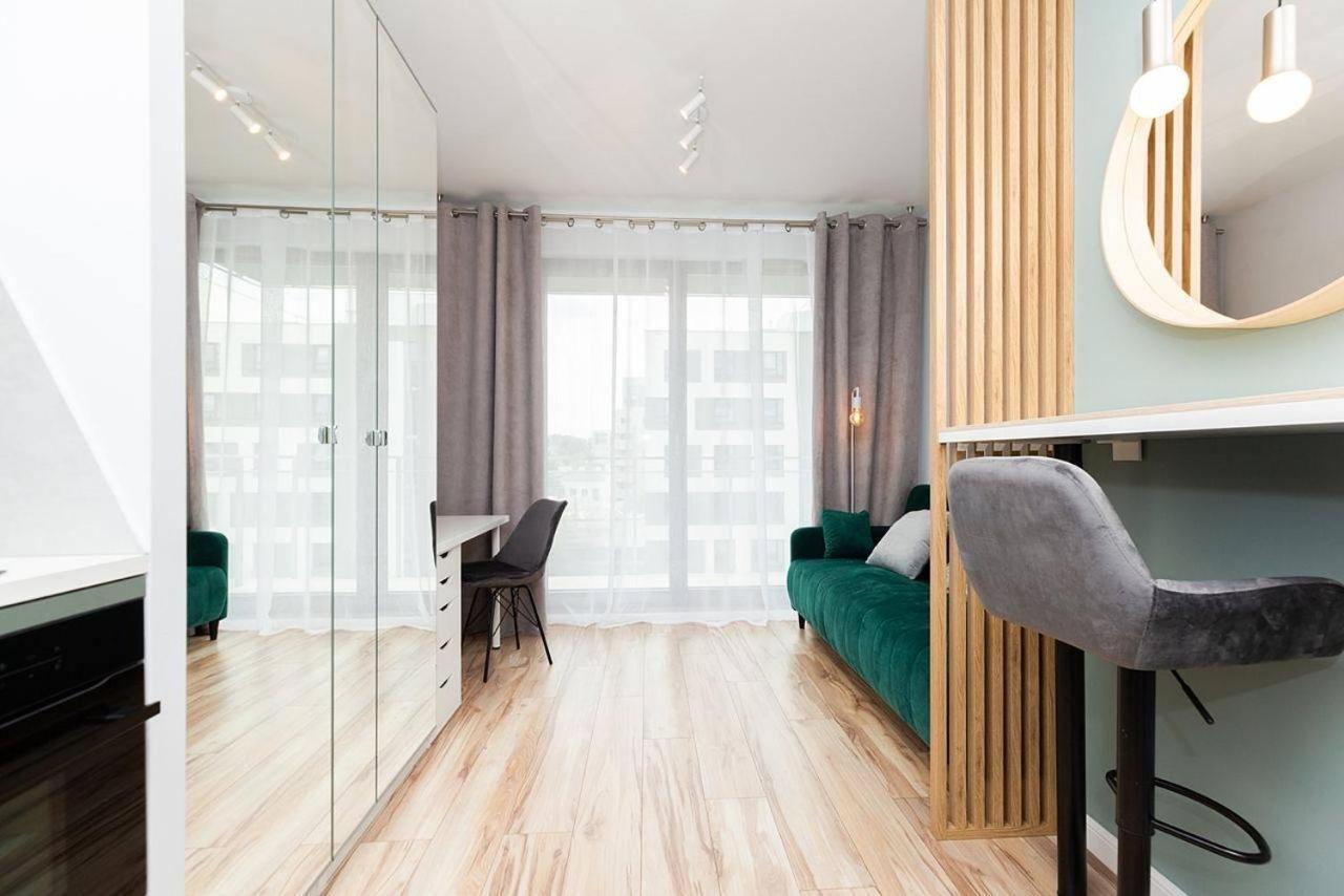 Apartamento Easy & Comfortable, With Balcony, Very Close To The Center