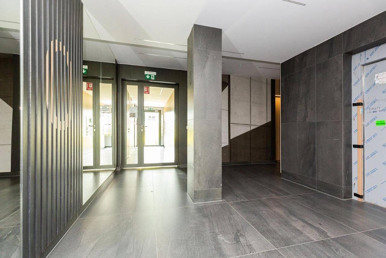 Apartamento Easy & Comfortable, With Balcony, Very Close To The Center