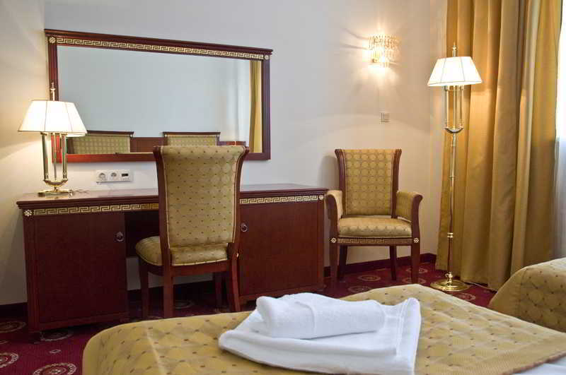 Hotel Holiday Park Warsaw