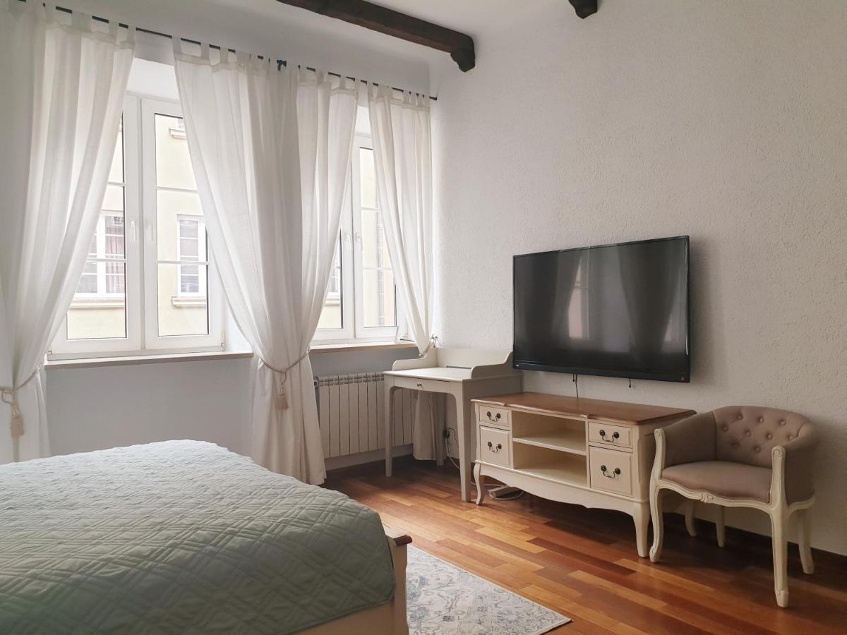 Apartment Old Town Essence Warsaw