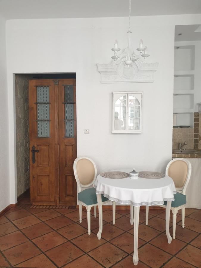 Apartment Old Town Essence *