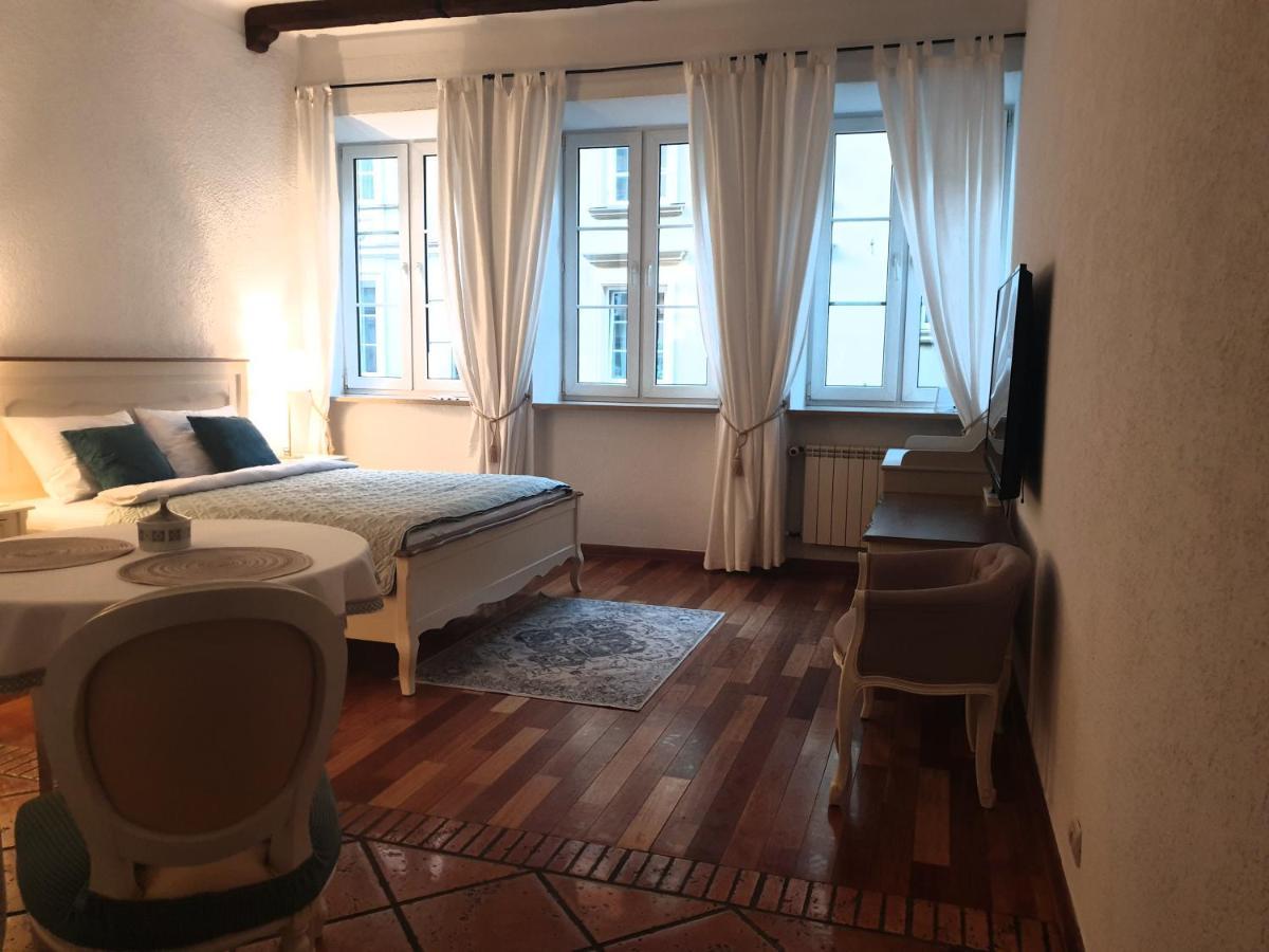 Apartment Old Town Essence Warsaw