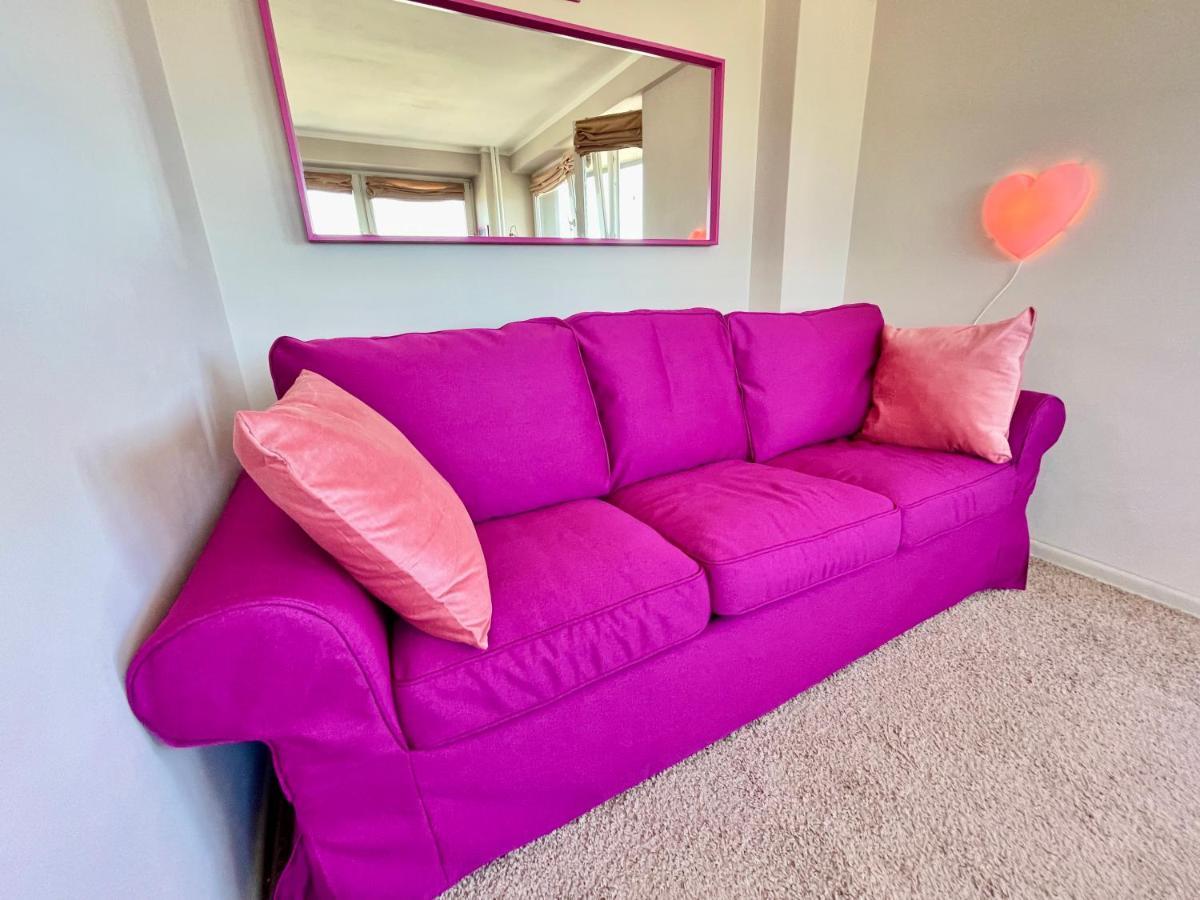 Apartment Lily Metro Wifi 1 Gbs 70'tv Netflix Hbo Max Appletv Warsaw
