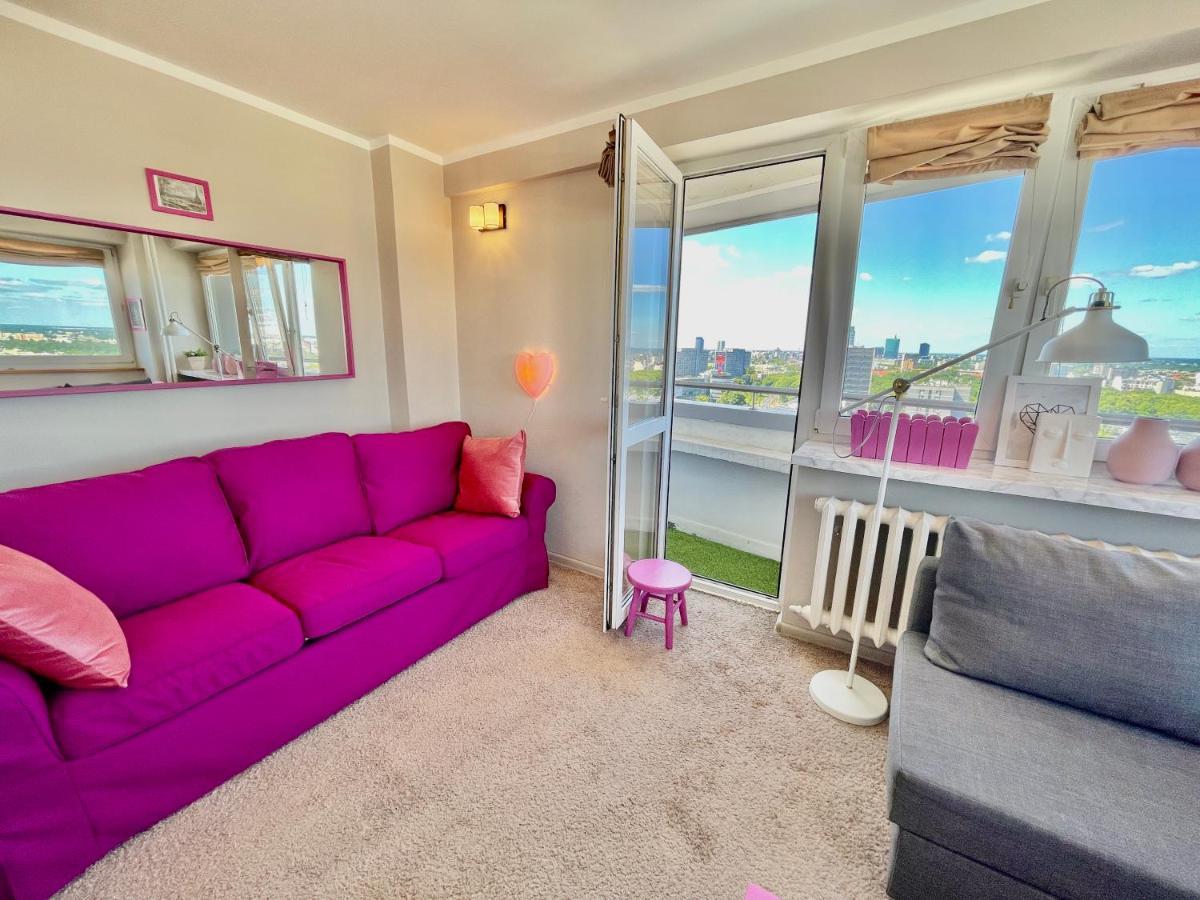 Apartment Lily Metro Wifi 1 Gbs 70'tv Netflix Hbo Max Appletv Warsaw
