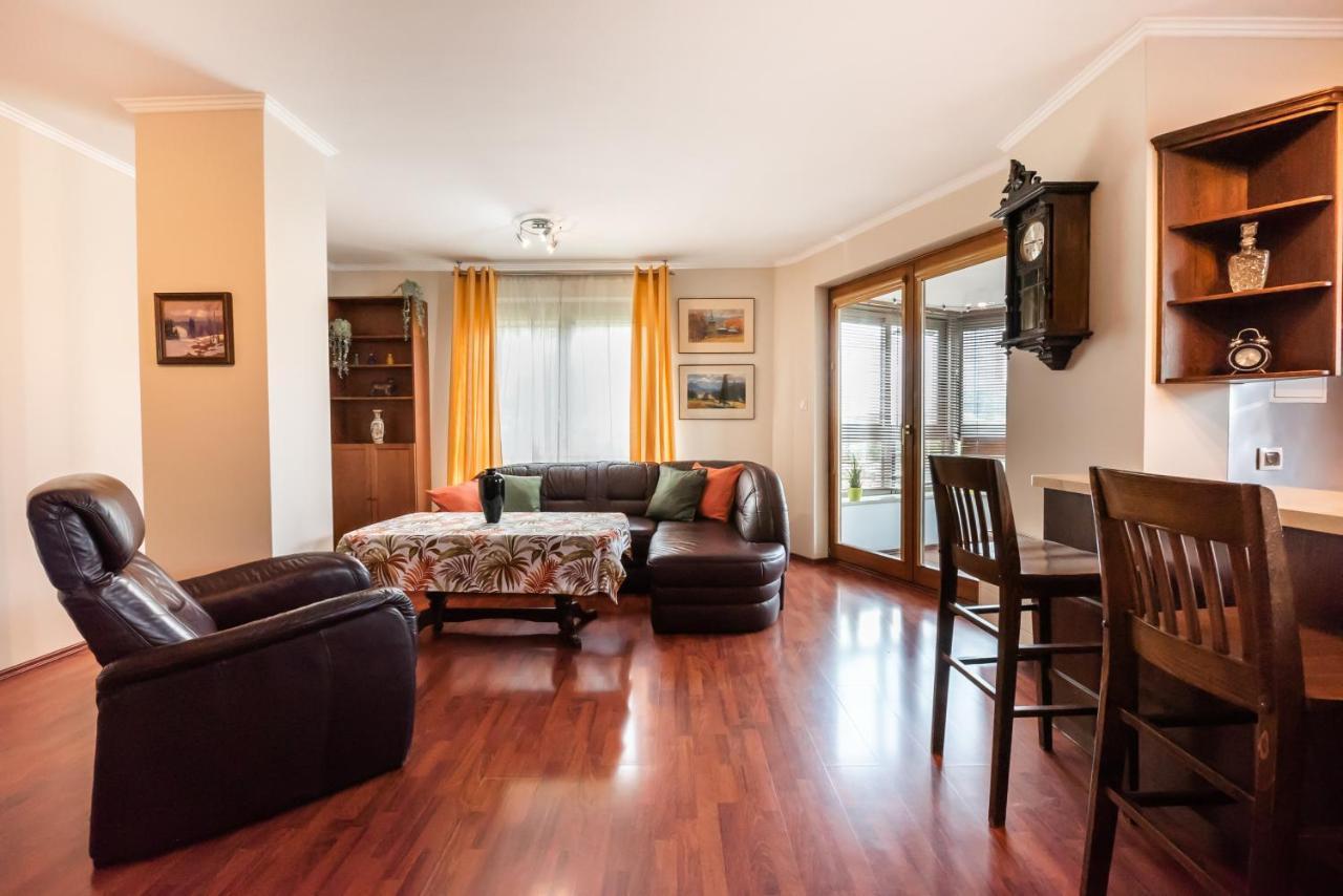 Apartment Arkadia Homely Warsaw