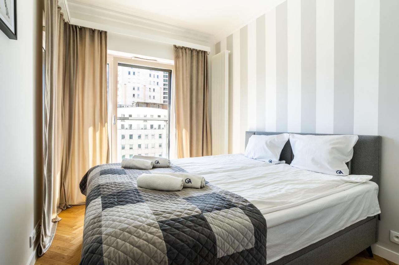Golden - Mennica Apartment Warsaw