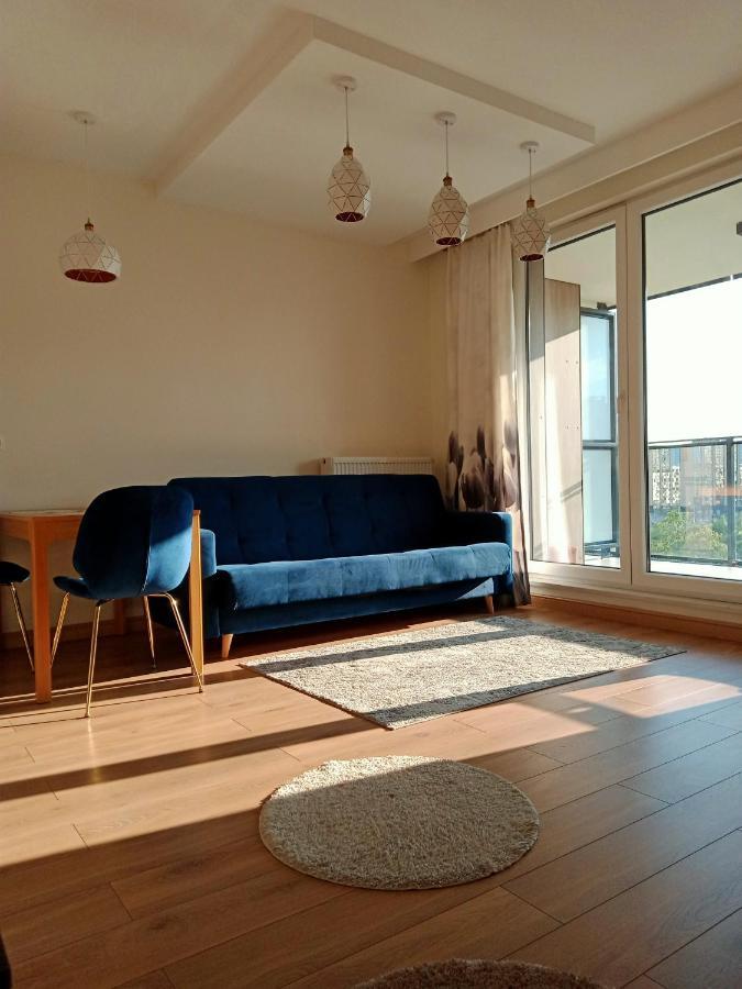 Aura Sky Ostrobramska Prestige Apartment Warschau