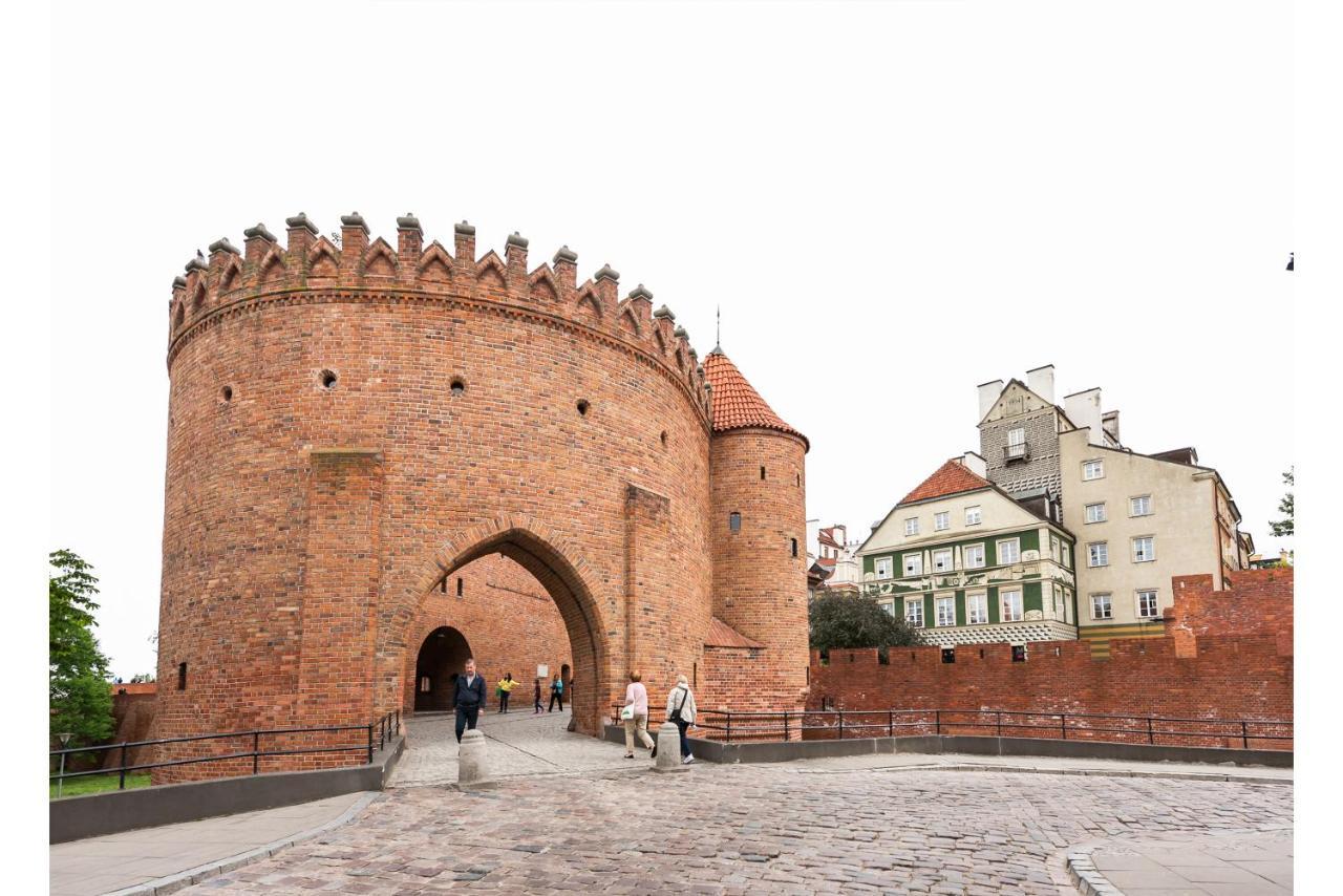 Old Town Market Place *