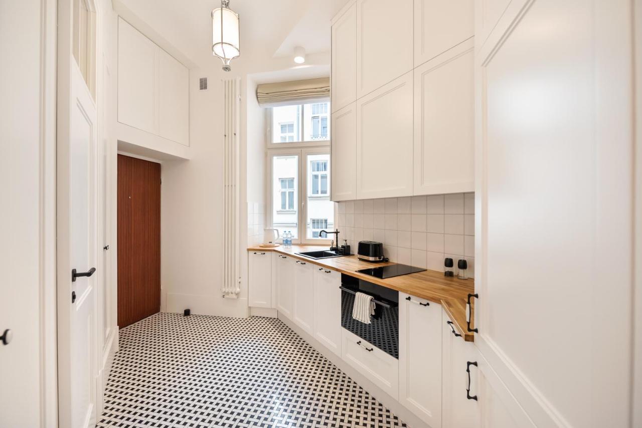 Premium Center Apartment