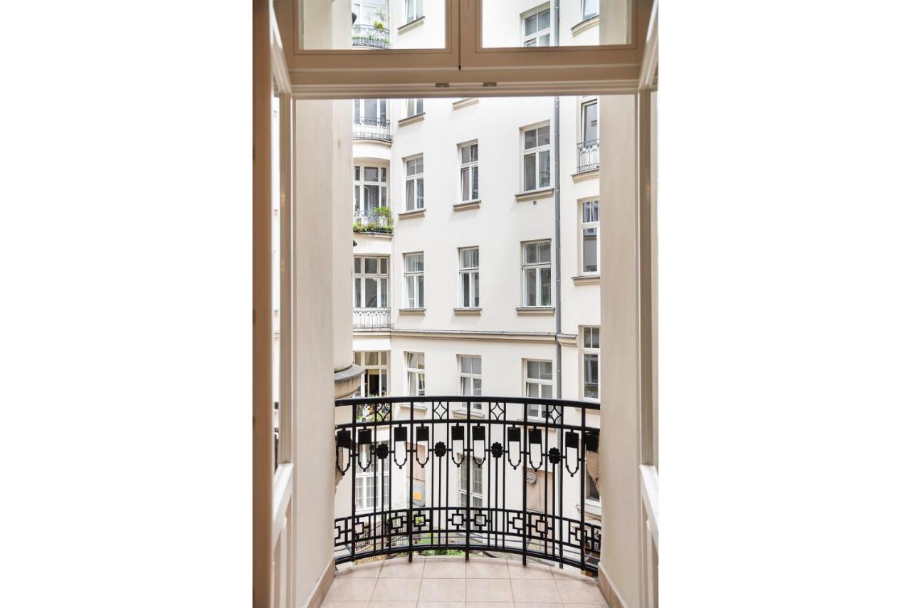 Premium Center Apartment