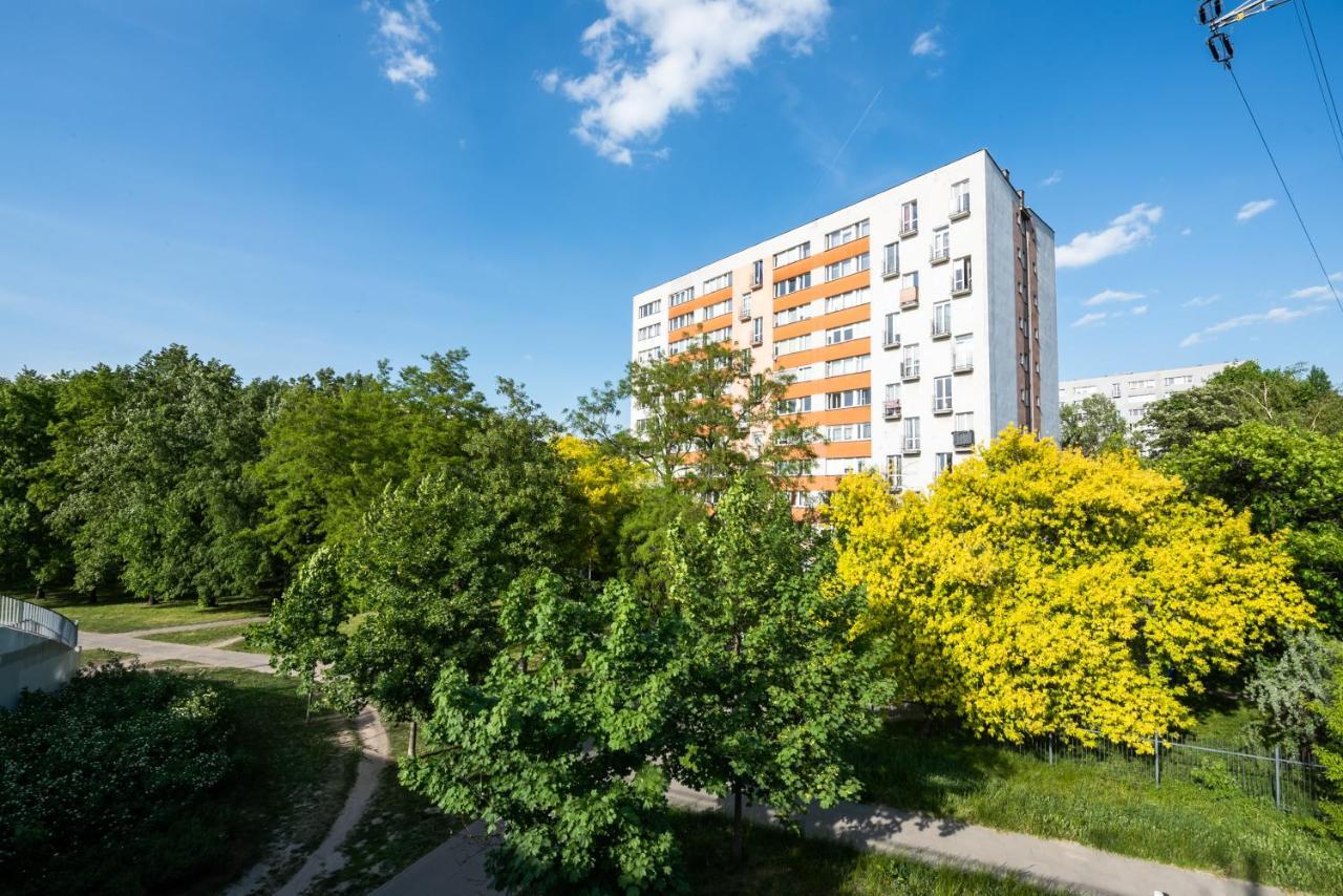 Apartment Metro Dworzec Gdanski Elegant Studio Warsaw