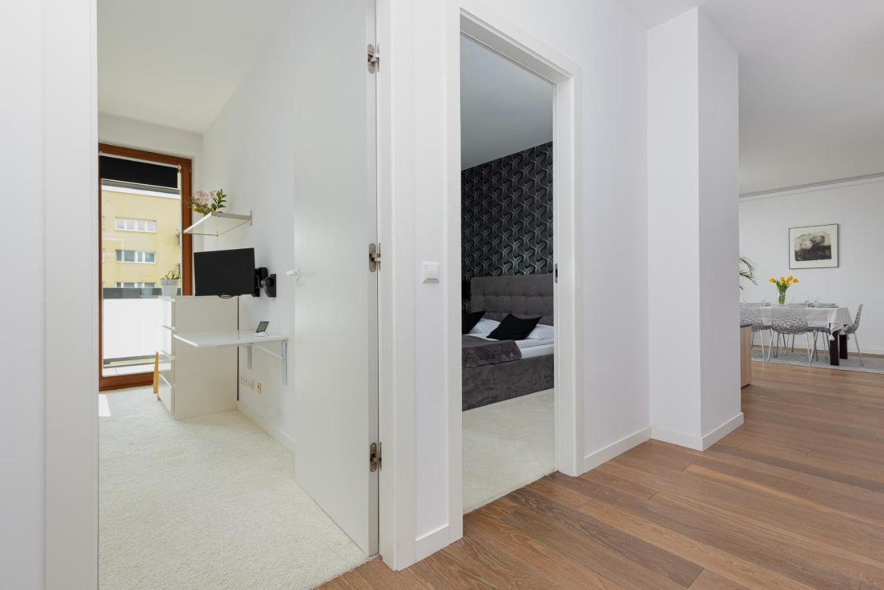 Apartment Ogrodowa Modern By Renters *