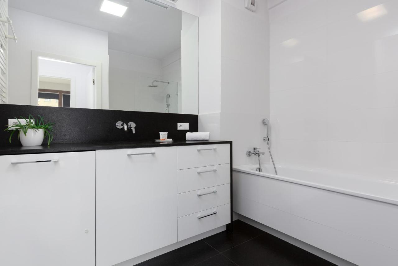 Ogrodowa Modern By Renters Apartment *