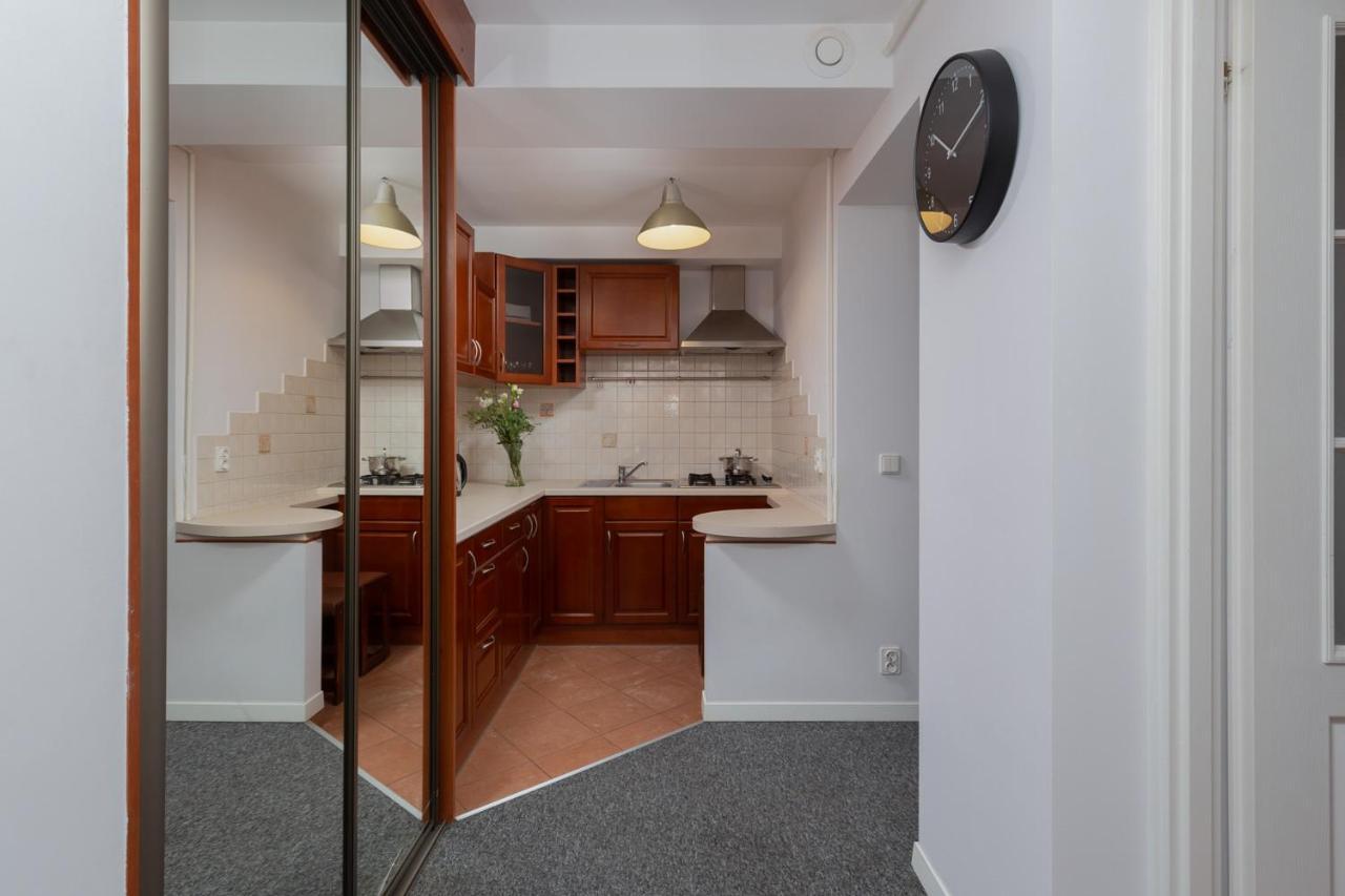 Stars Center By Renters Apartament