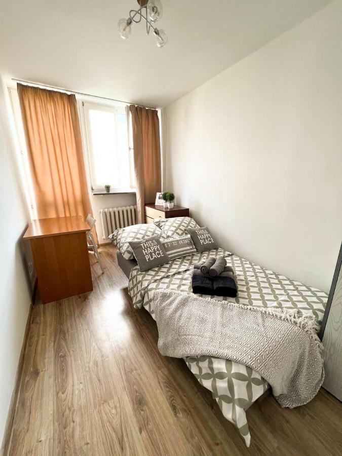 Apartament Cozy Three-room In The Center Of