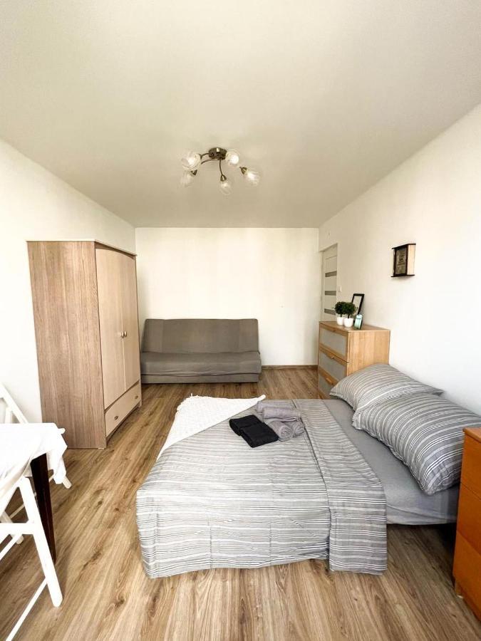 Cozy Three-room In The Center Of *
