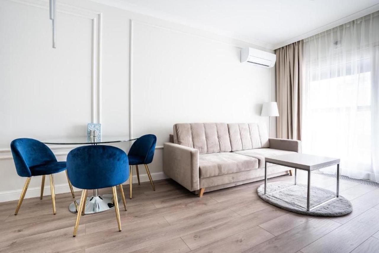 Golden - Mennica Apartamento *