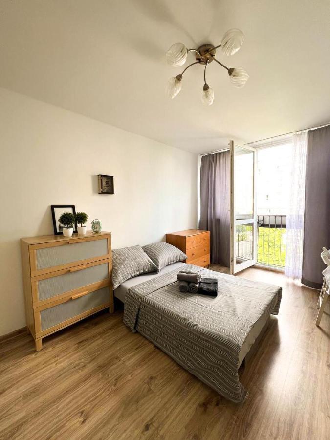 Apartament Cozy Three-room In The Center Of Warszawa
