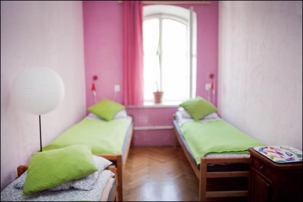 Emma Hostel *
