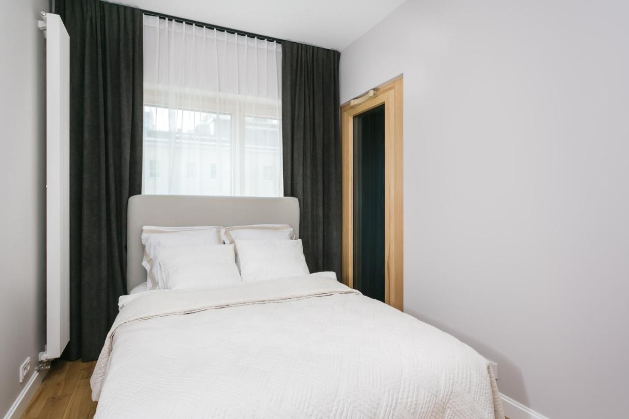 Luxury Mennica - Golden - Center Warsaw