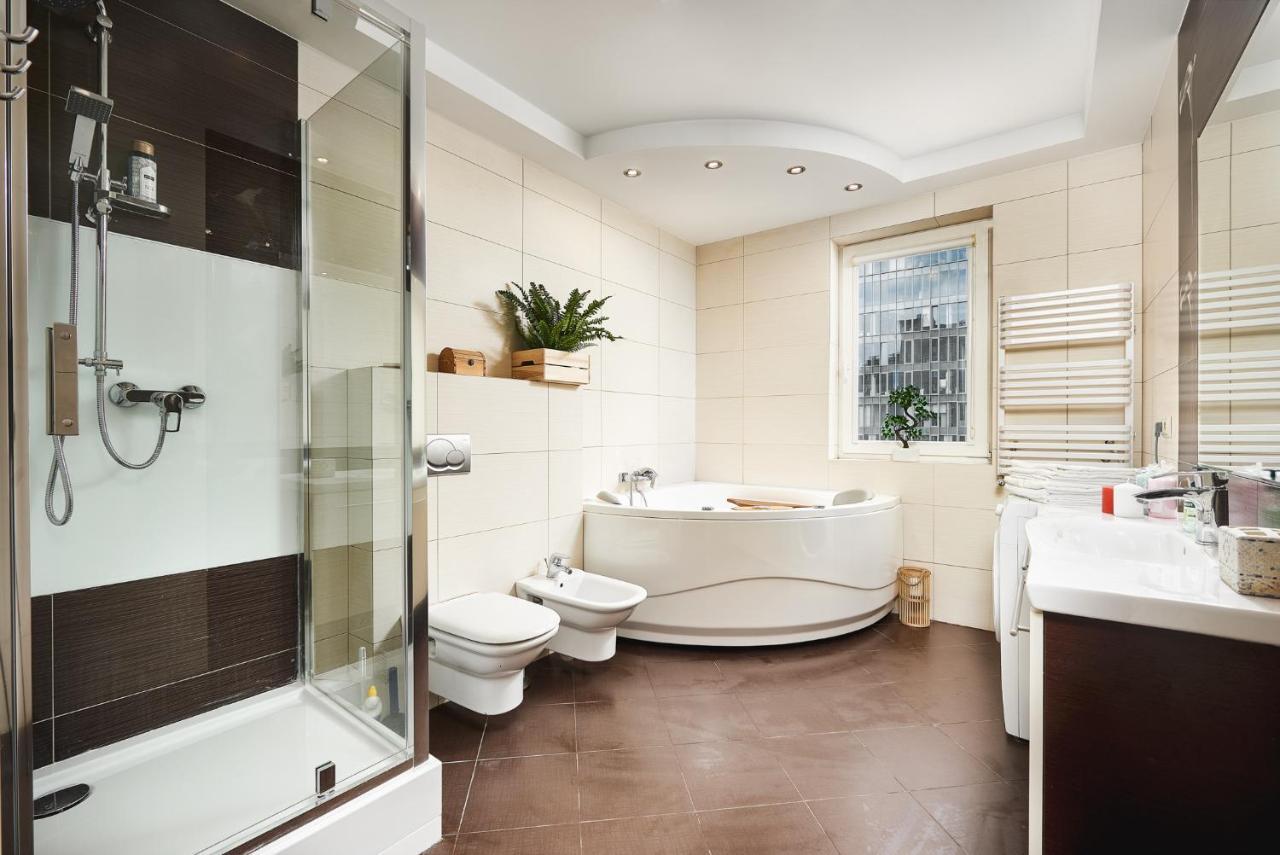 Lumina Spacious Near The Railway Station * Warsaw