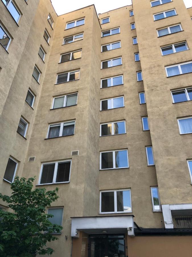 Swietojerska Apartment *